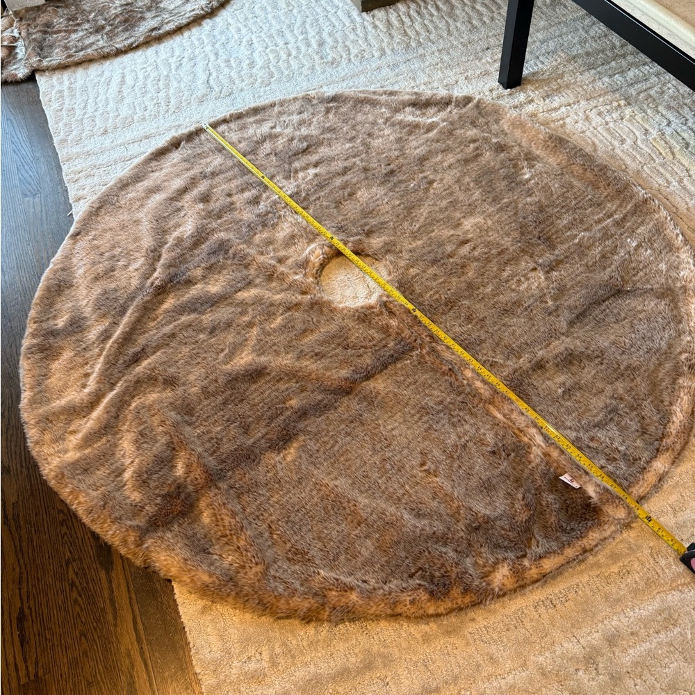 Basalm Hill 60” Brown Faux Fur Tree Skirt